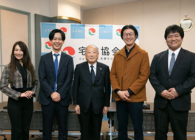 公益社団法人 全国宅地建物取引業協会連合会・公益社団法人 全国宅地建物取引業協保証協会 実務セミナーにて、「AIで変わる仕事と未来 – DX基礎から実践へ -」に登壇いたしました。